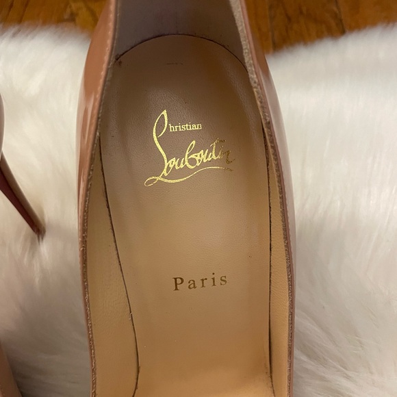 Christian Louboutin Kate Size 40 Heels - Picture 5 of 8